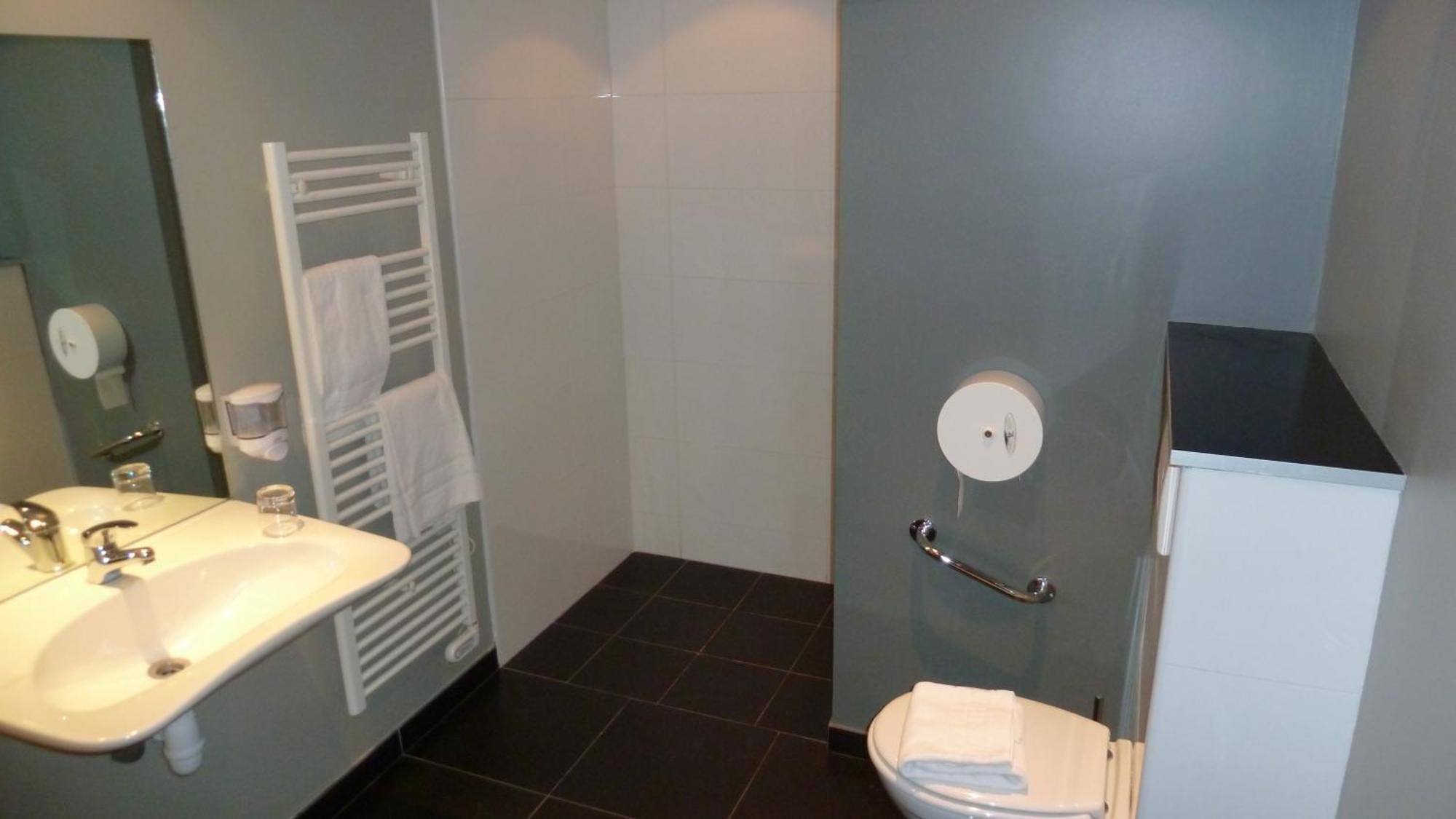 Astrid Hotel Rennes Ngoại thất bức ảnh